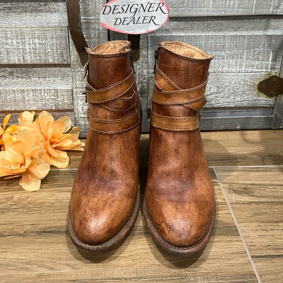 BED STU Begin Cobbler Buckle Bootie Size 7 GUC! - Picture 3 of 11